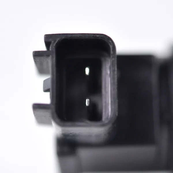 Ignition Cap Coil Suzuki GSX650F GSF1250 Bandit Boulevard M109R VZR1800 OEM 33410-24F10 33410-35F00 33410-35F10