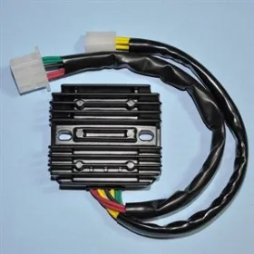 Régulateur Honda CX650 GL650 Silverwing VF700 VF750 VF1000 Inteceptor VF700 VF750 VF1100 Sabre